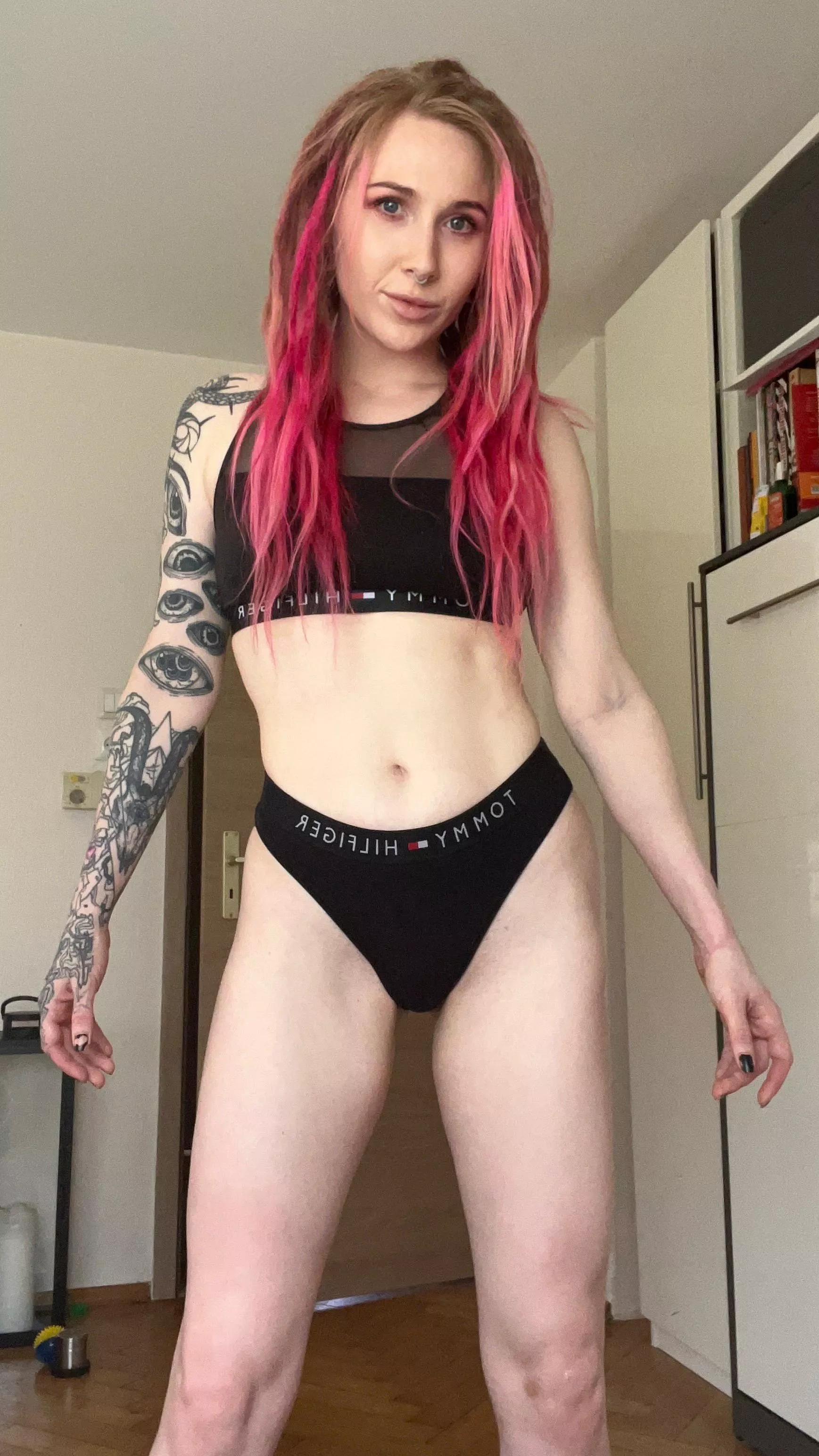 This girl needs a good fucking 🤤