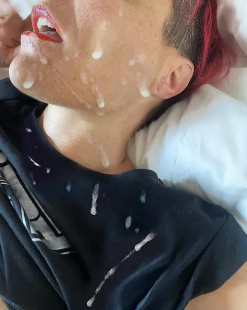 After a disruptive cumshot like that I love to eat every single drop with a girl helping me to clean my face and my black T-shirt [OC]