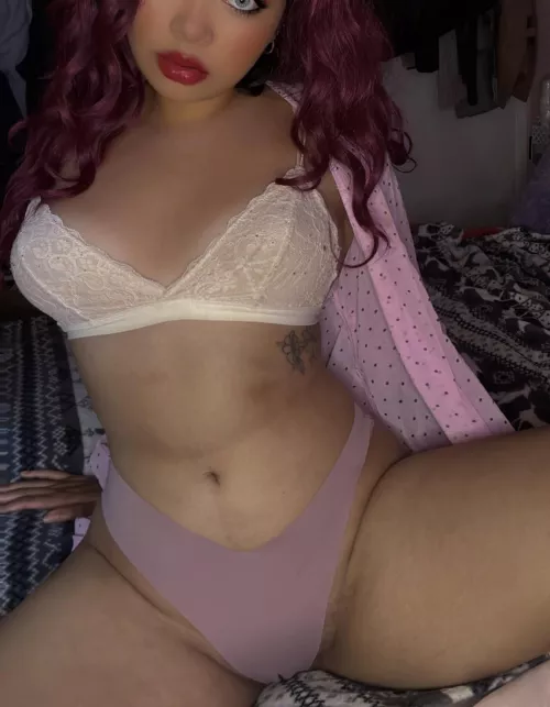 Alena (@latinadiamondxx) [Onlyfans]