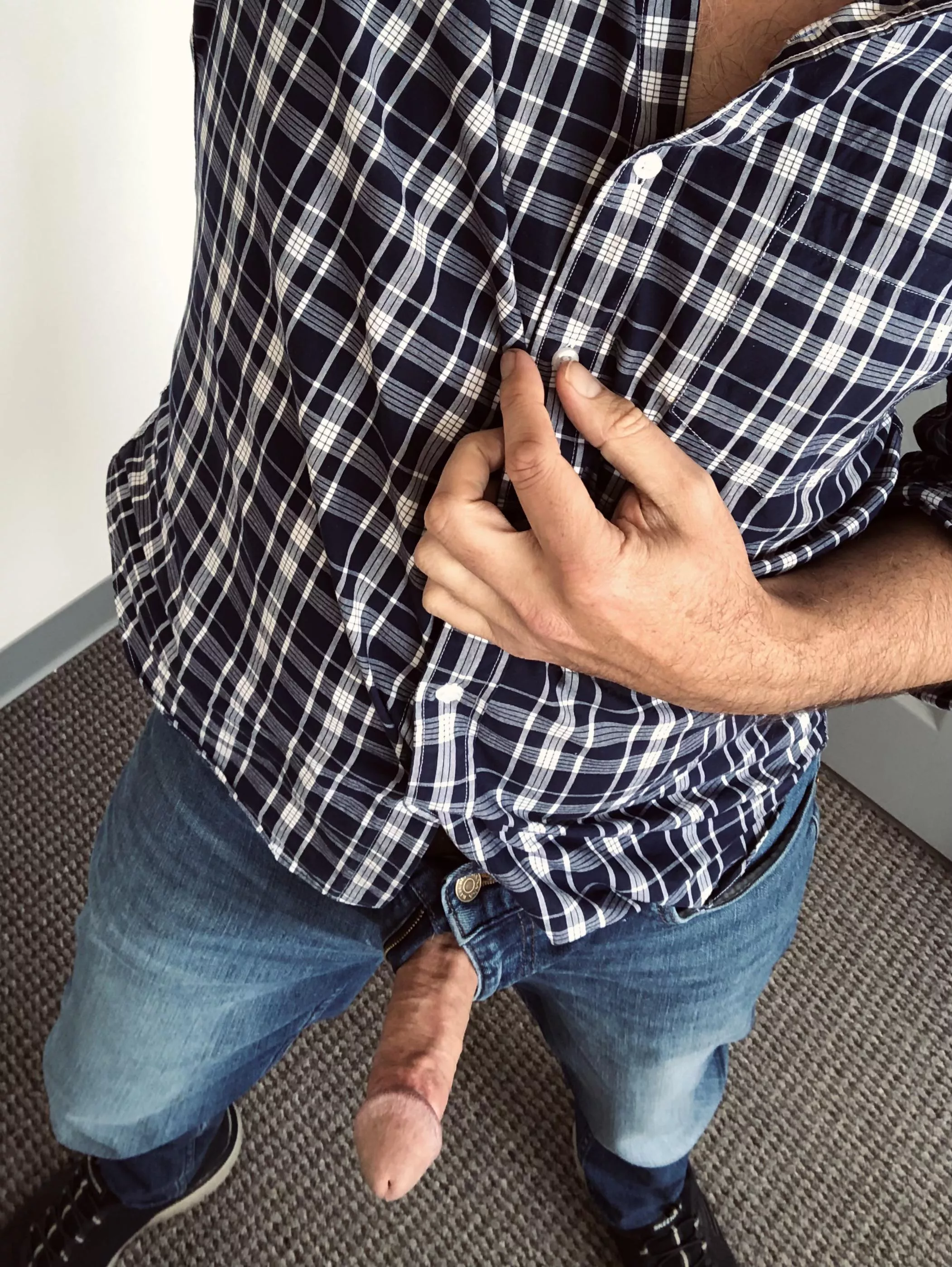 Could you come to my office please (40)