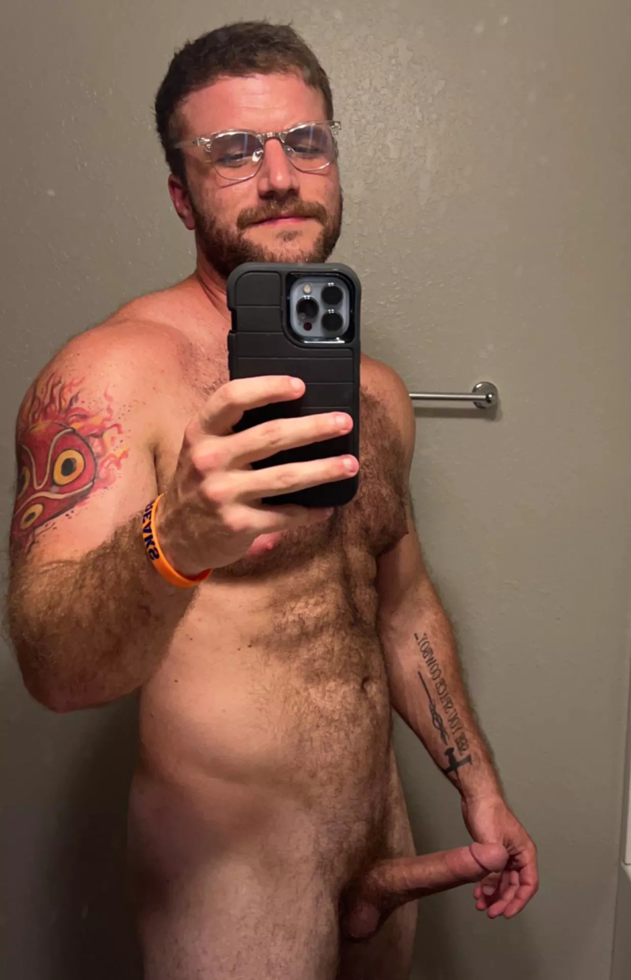 Fur tats and glasses