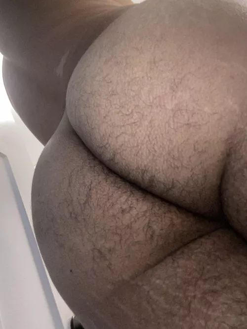 I have been craving some dick in between my cheeks