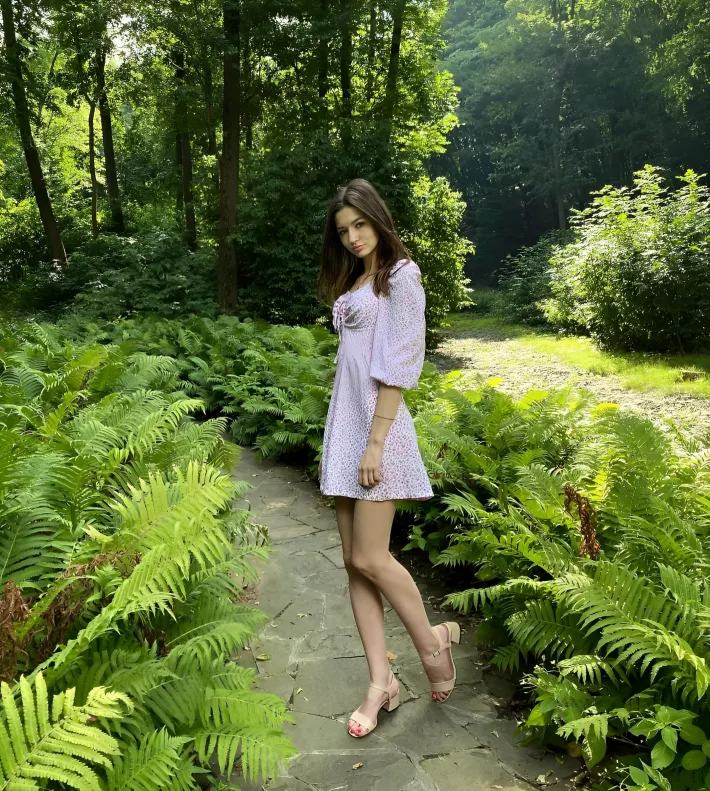 Last day of summer, beautiful heels and I merge with nature