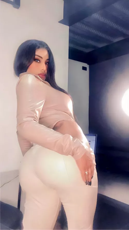 Light leather hits different and you know it