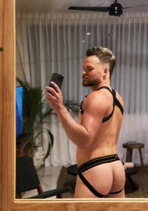 Wanna taste of this ass?