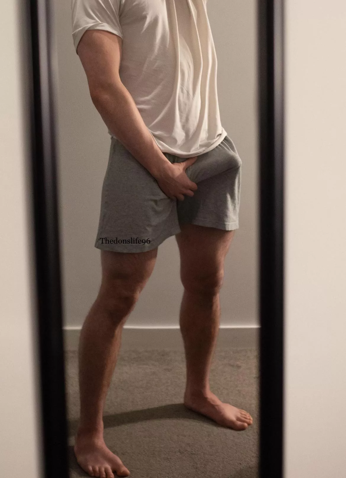 Who wanna see what my pants hide? 😜