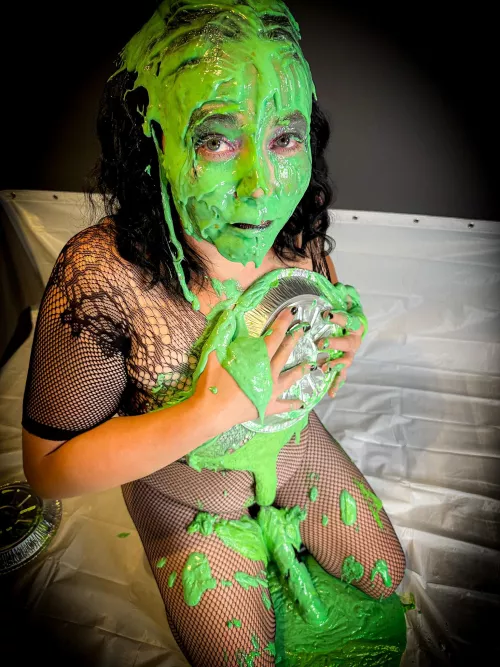 Aren't you just green with envy?? 💚😏