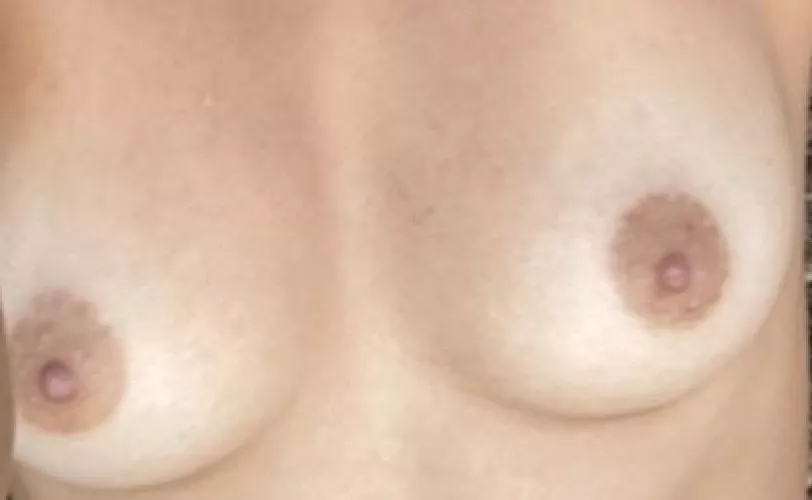 Close up of my areolas so you can see what you’ll be sucking c;