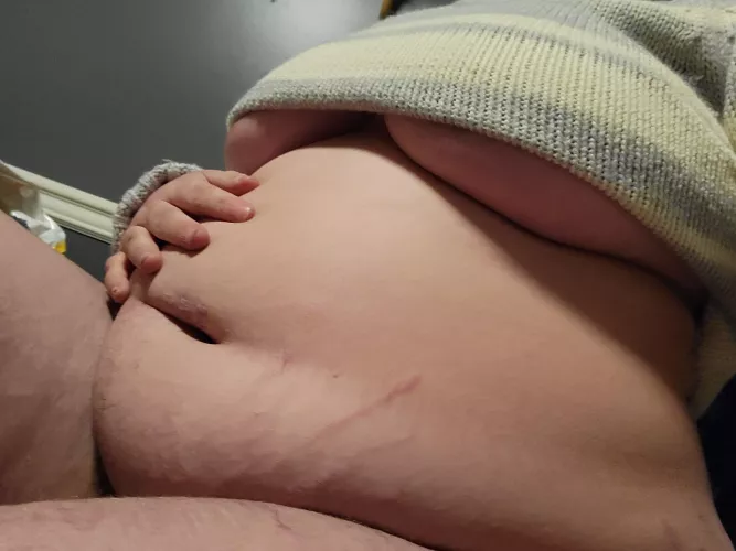 Head empty, belly full 🐷♥️