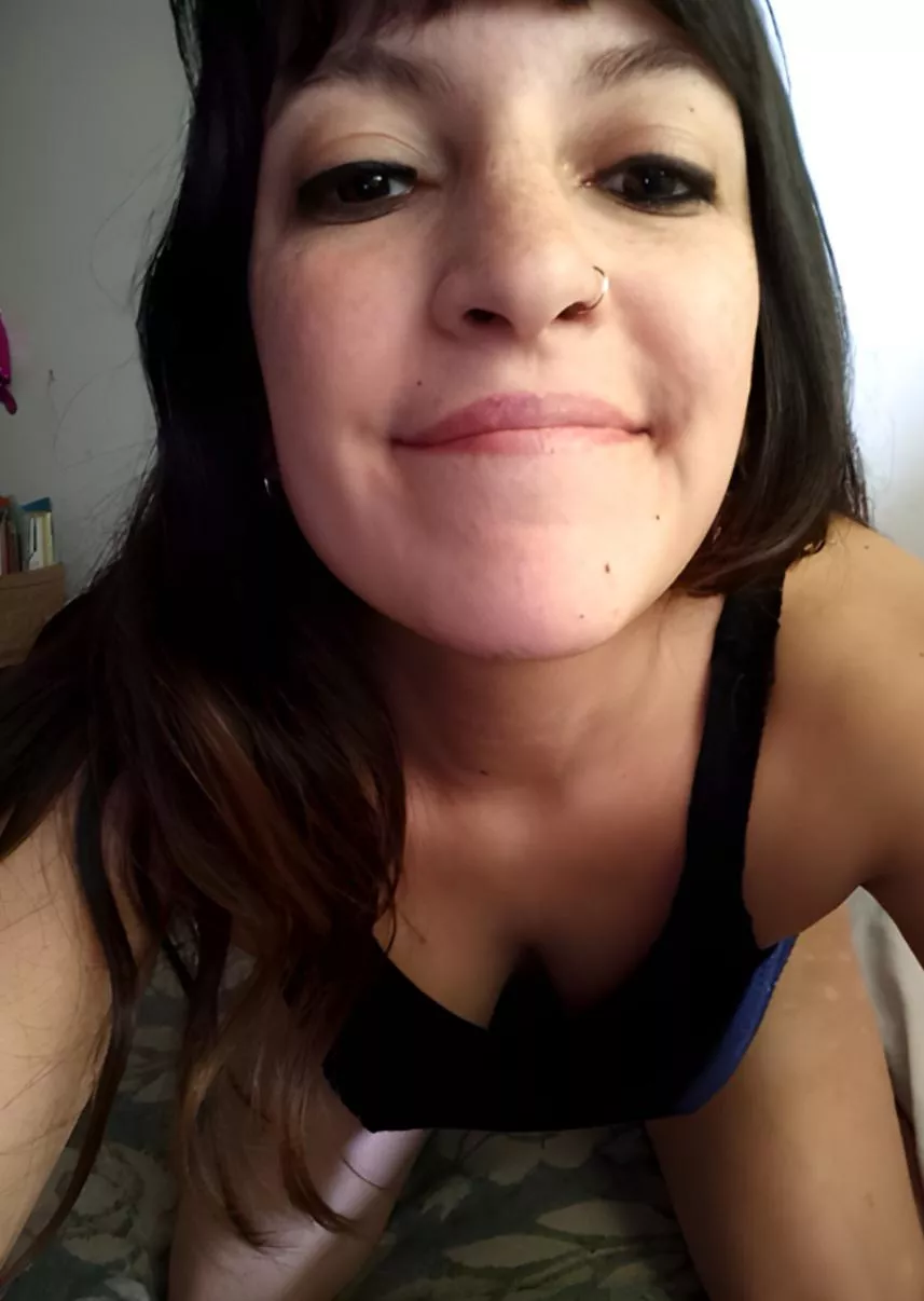 I would like to feel your hand entering my muscle