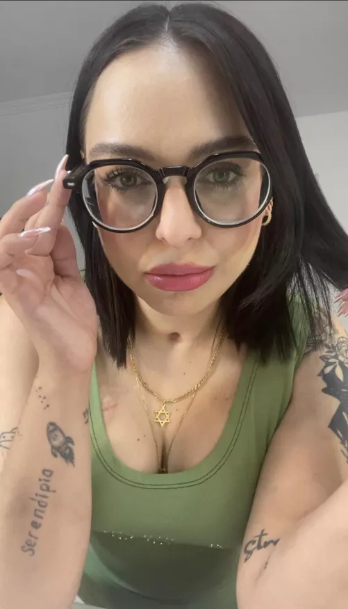 I'll just watch for a while before I start sucking