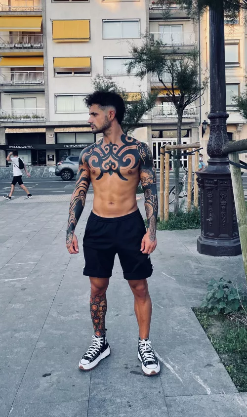 People looked at me a lot on the street, why was that?😈