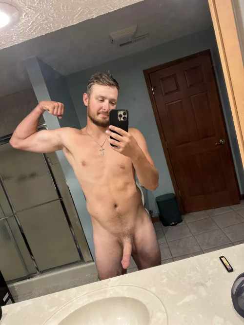 Shower time who’s cuming