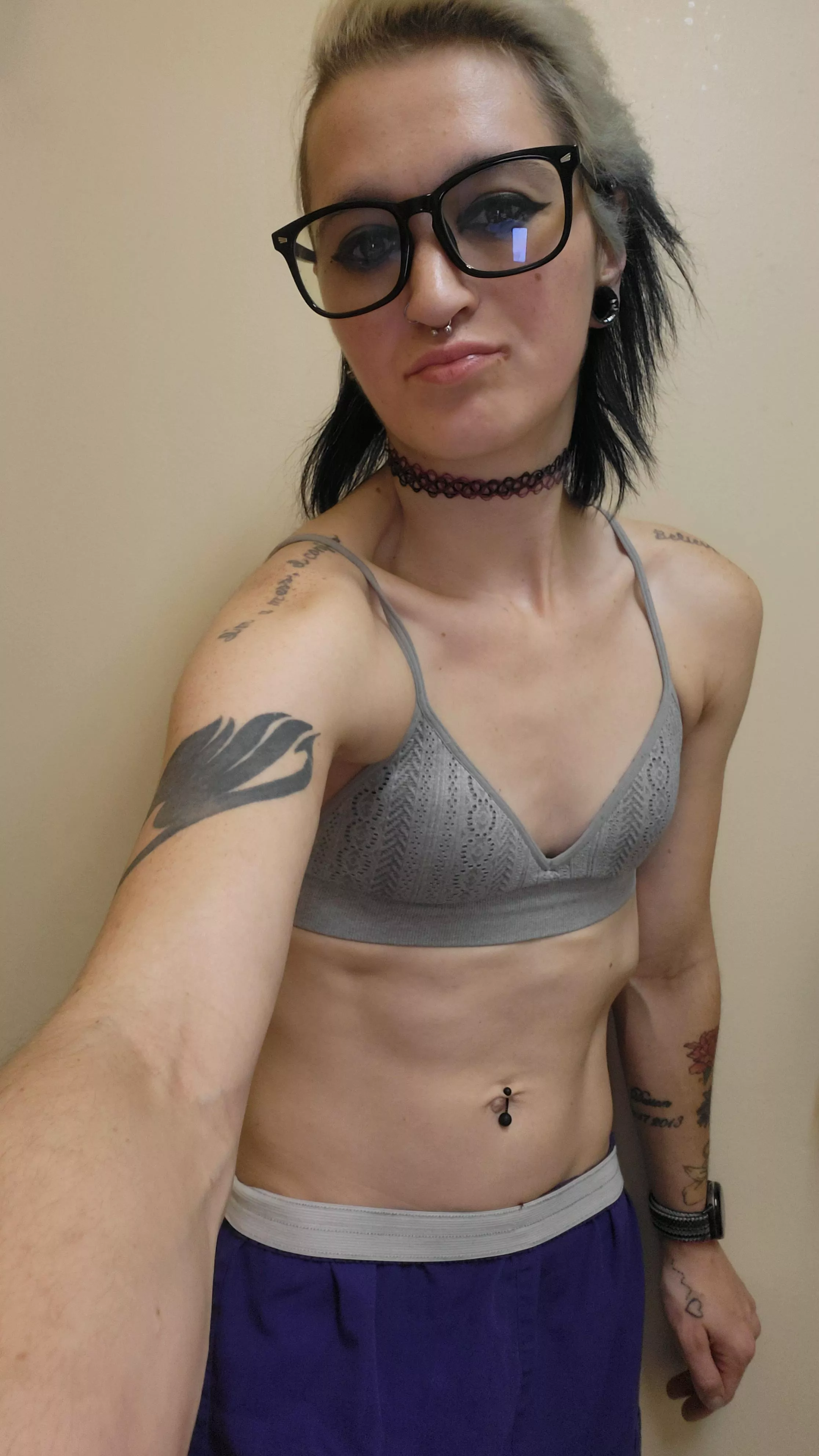 This is what is hiding under my scrubs🤭