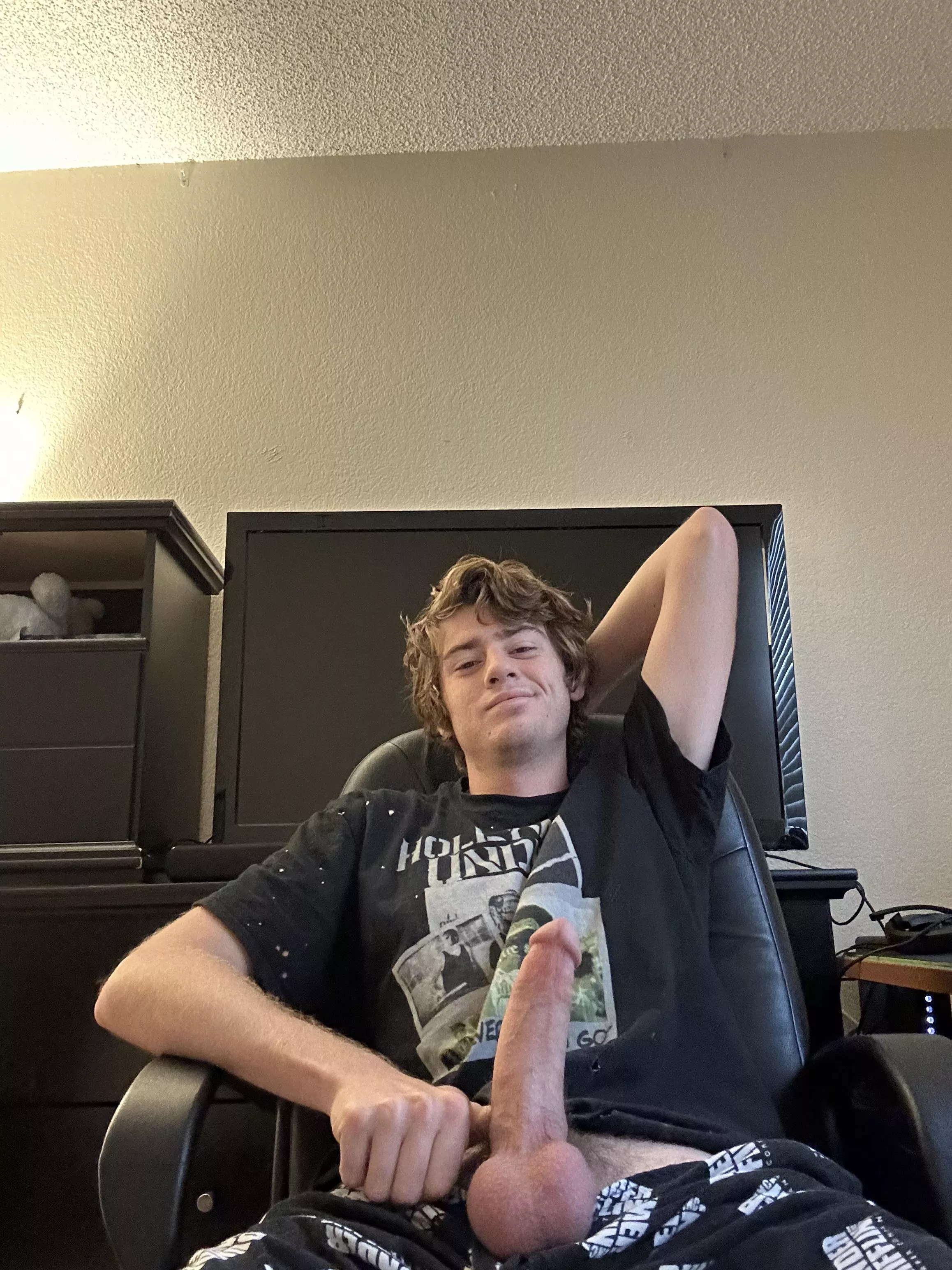 Want to try and make me feel less blue?