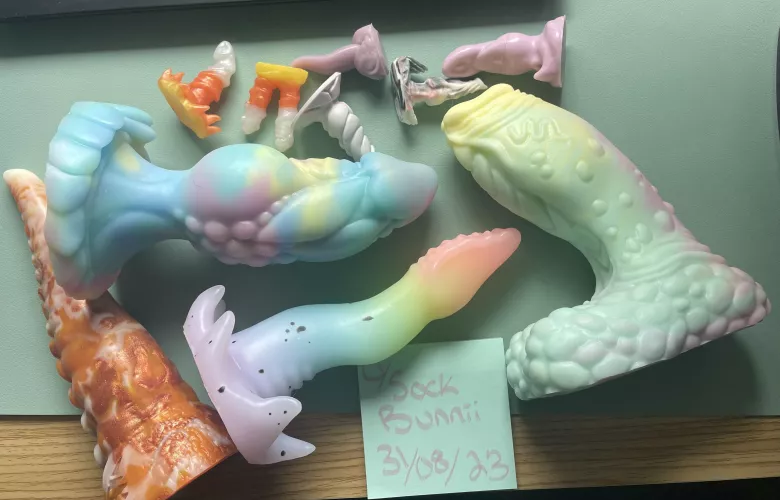 WTS - BD, FG, and KV 💕