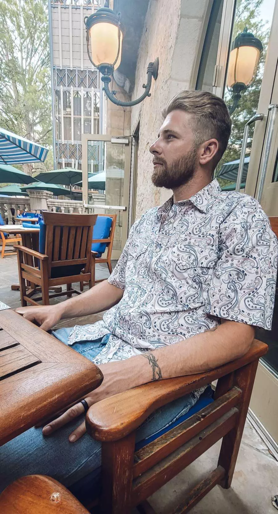 Enjoying myself at the river walk😊