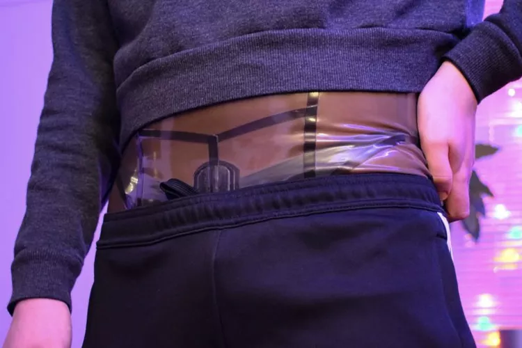 Going out in a cropped sweater and seeing who looks..