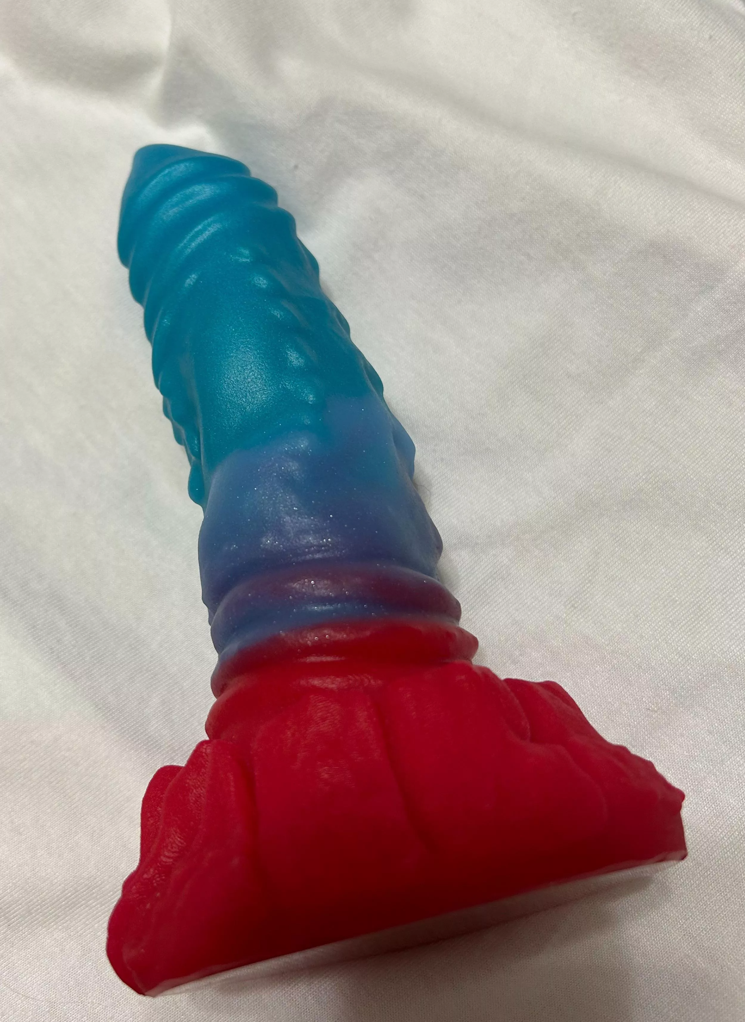 I love my small Clayton frankenpour. (bad dragon)