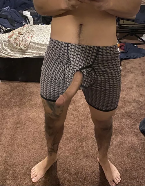 Is my dick big or massive😳?