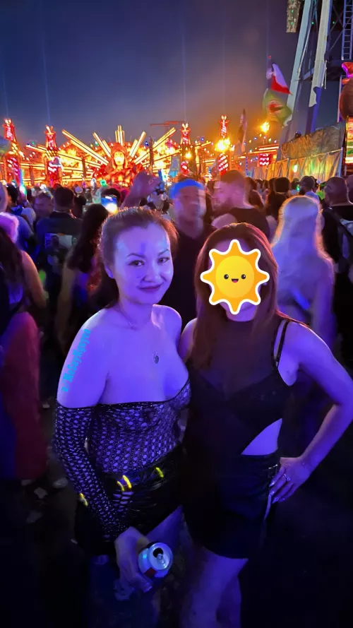 Should I wear something more revealing to EDC LV next year?