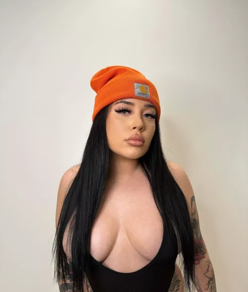 That's how I spread my ass when I hear It's time for sex.