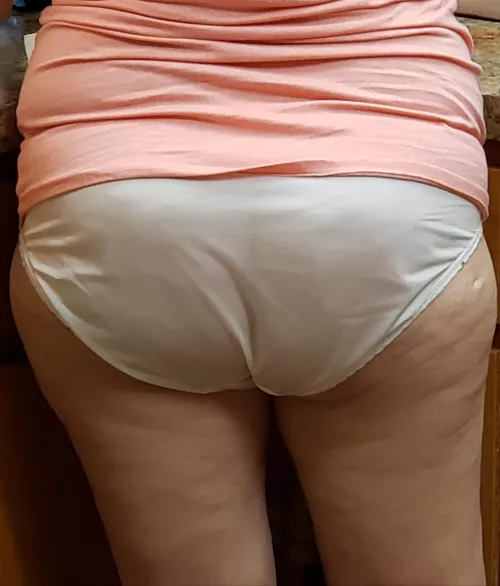 These panties are so soft and smooth. Get behind me and rub your cock all over them 😏