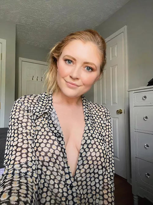 Today is my 30th birthday, so this is my “you’re getting old!” [f]ace I’d make to myself in the mirror.