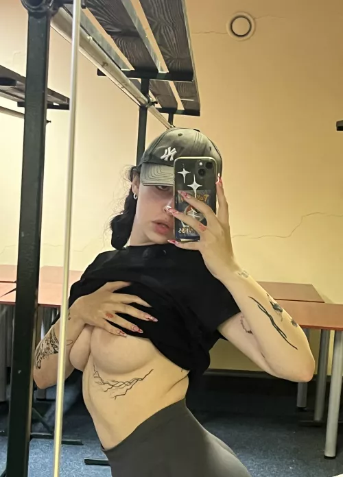 didn't have a bra while I was dancing either