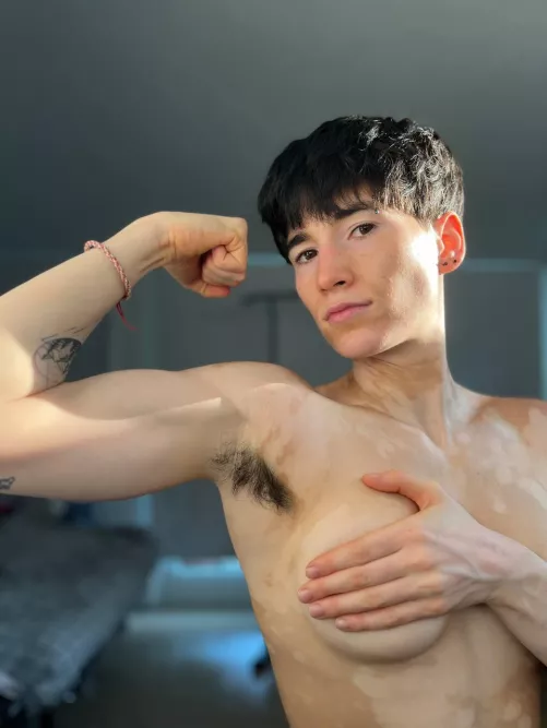 Do you like muscles? 🙈