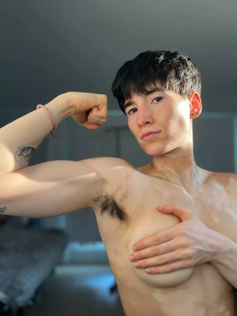 Do you like muscles? 🙈