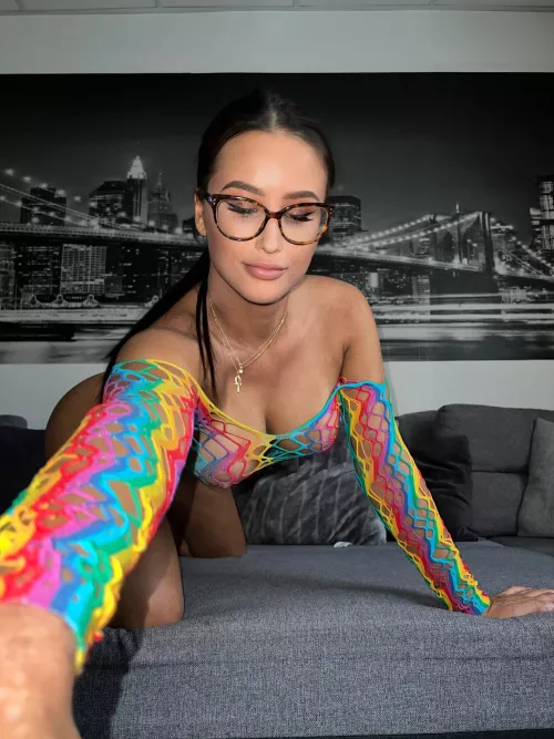 Do you like this pose ?