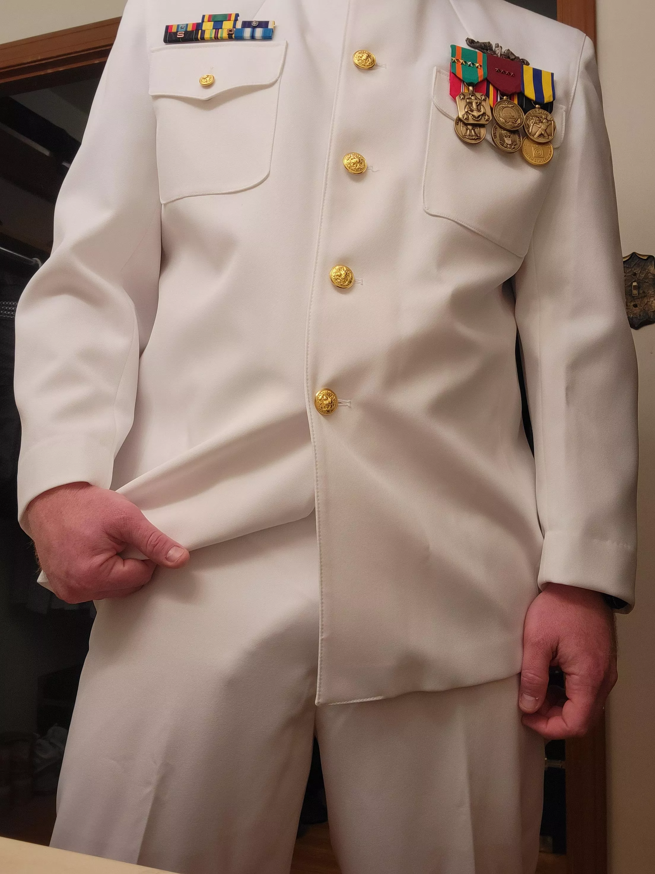 Dress whites for the win.