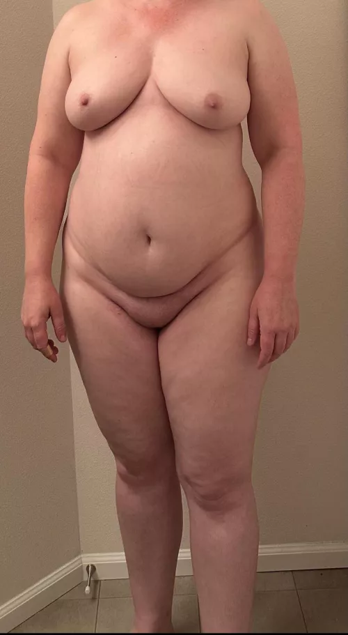 [f]5’4”, 193, going through perimenopause and need honest feedback