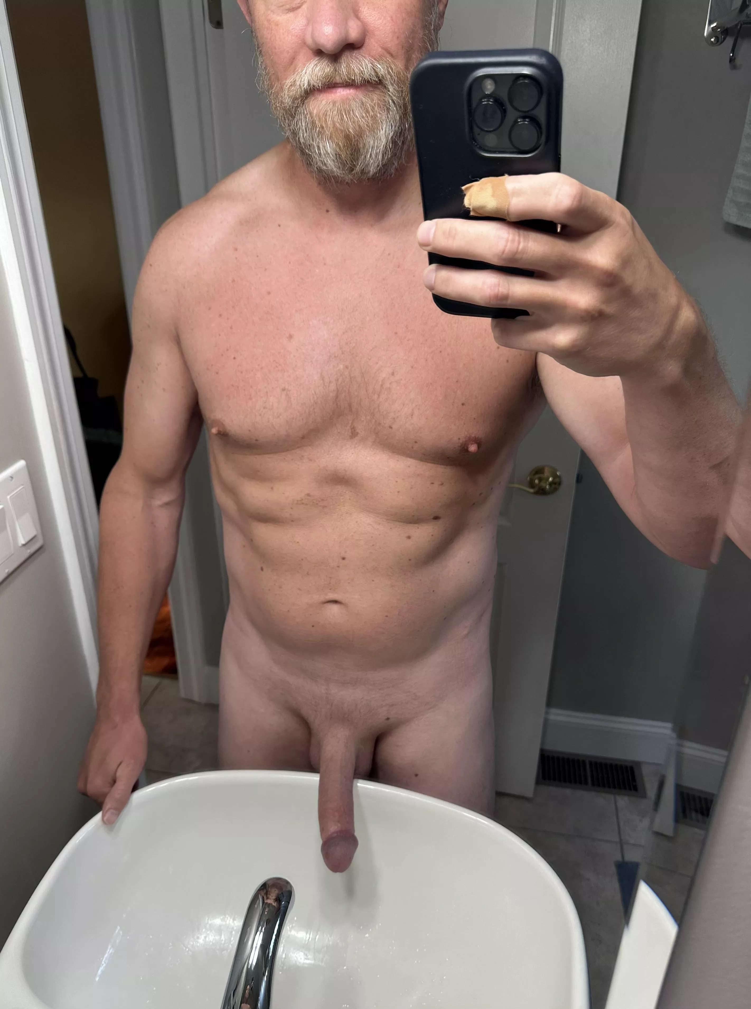 Hangovers make me horny