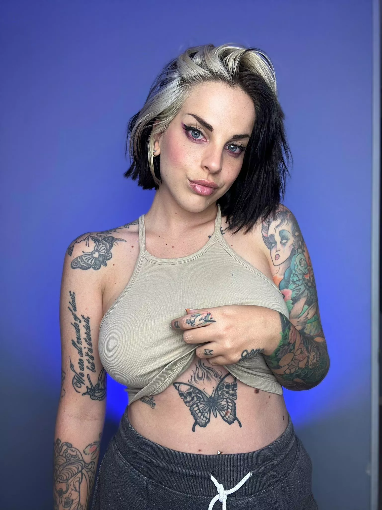 I contract my pussy and it gets really tight, would that be a turnoff?