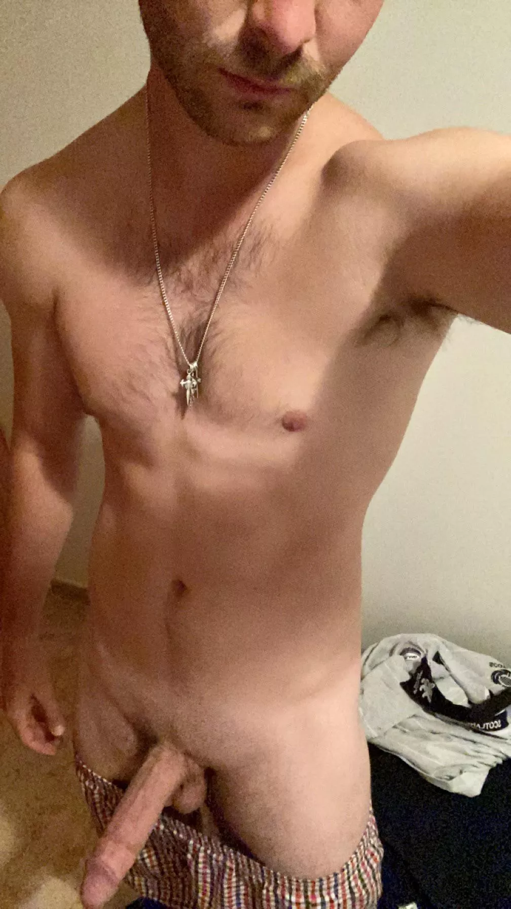 I love working out with hot partners. Are you interested in joining me?