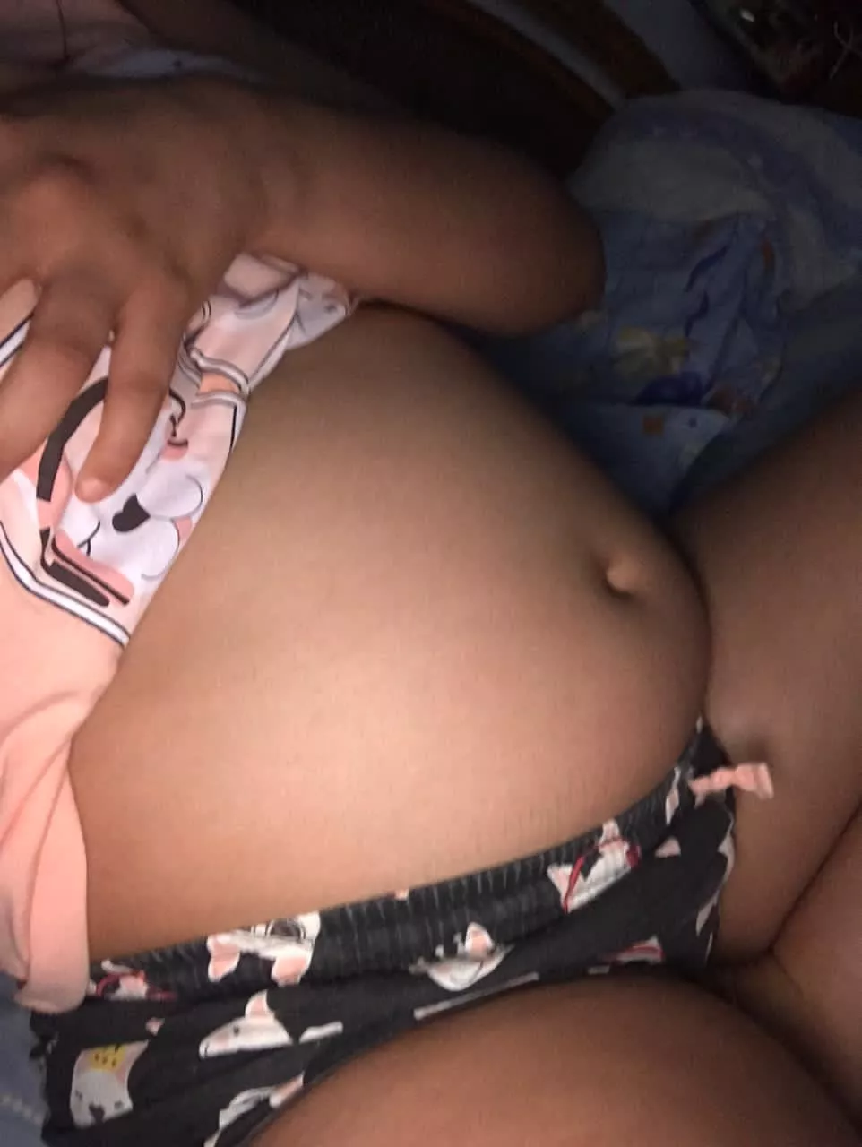 I need a feeder to plump me up I want to be so much bigger!!😋