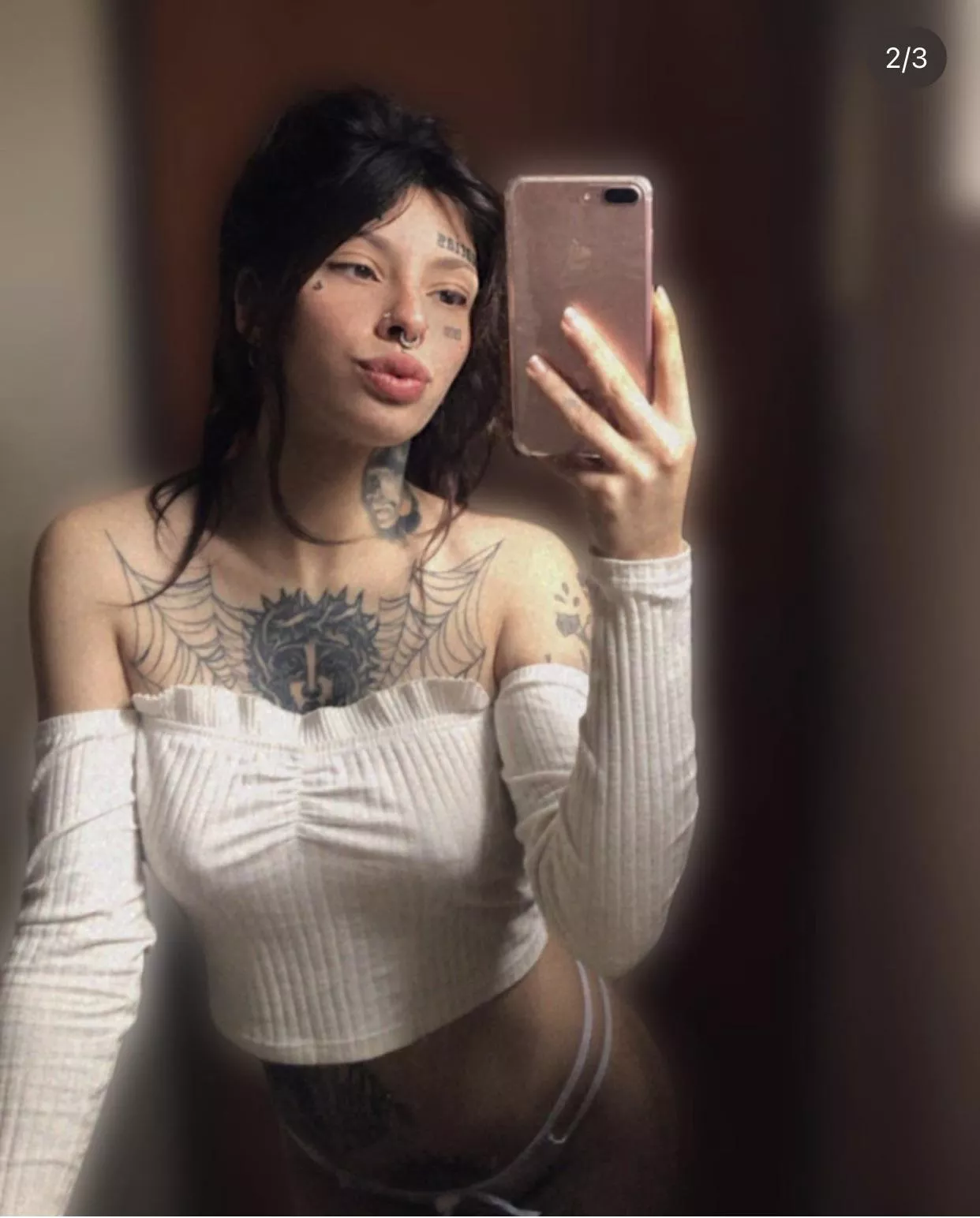 No bra on Saturdays :3