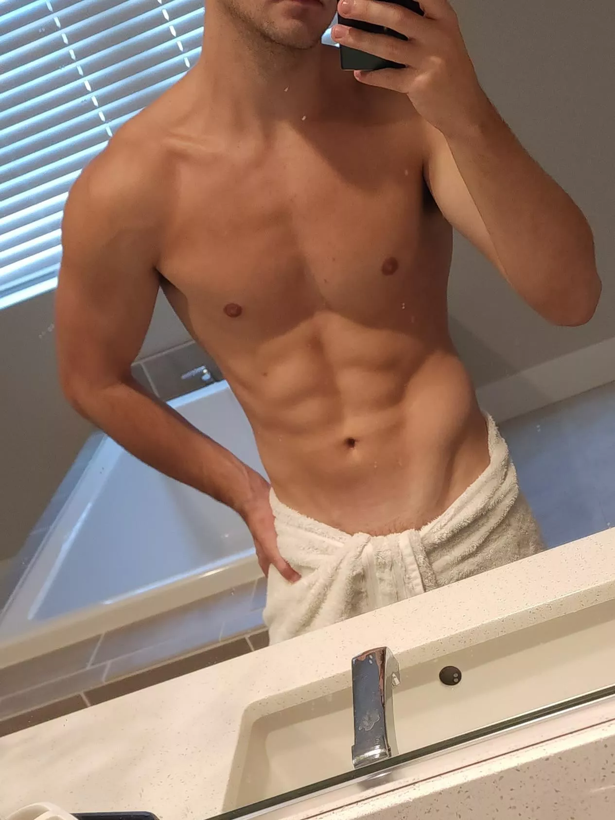 Shower taken ✅ DMs open ✅