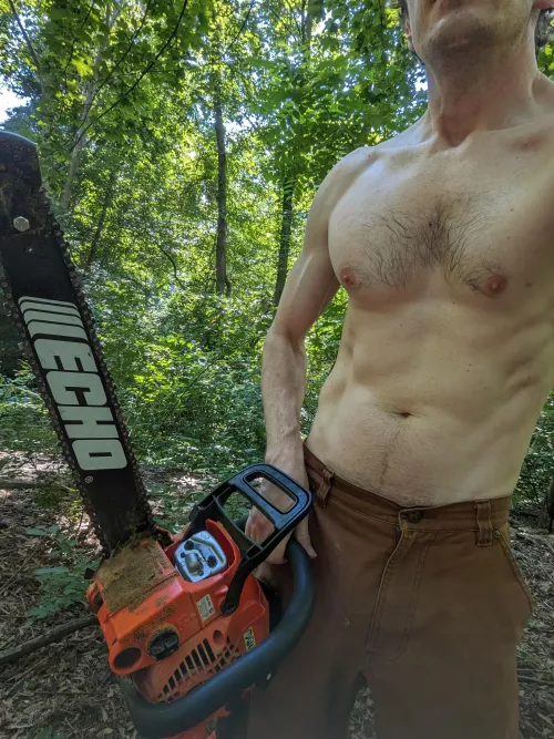 Who else likes naked chainsawing?