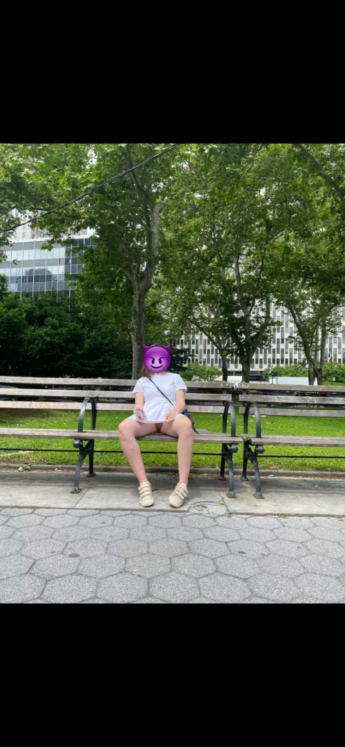 Would you notice my bush, be honest?😇 f19