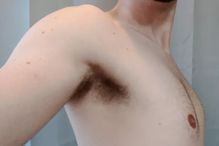 24M hmu with hairy pits on Snapchat nowakgay