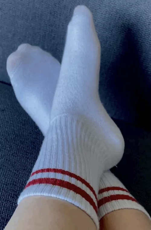 Big socks for my little feet [F]