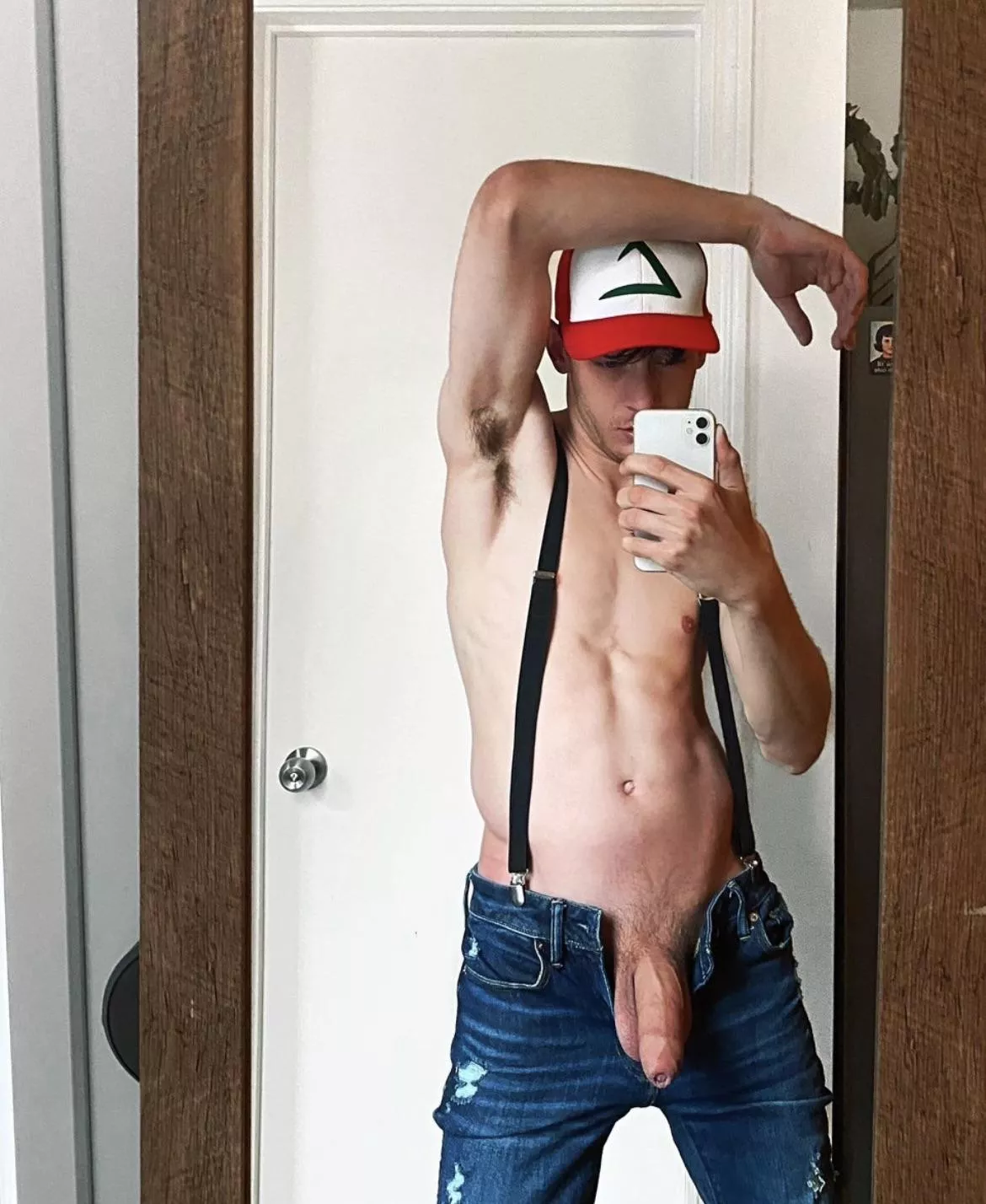 Come take a sniff 😏