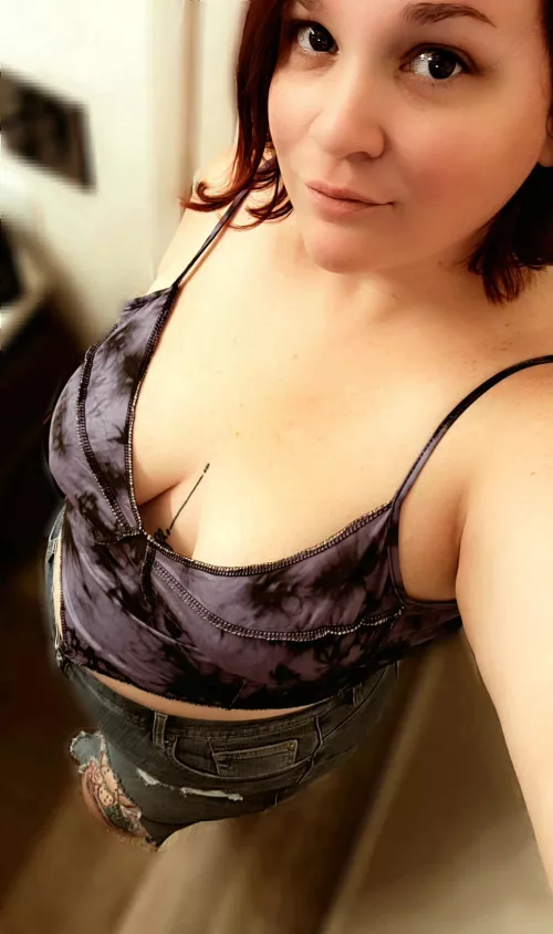 Feeling extra cute.. I love this outfit 💜🖤