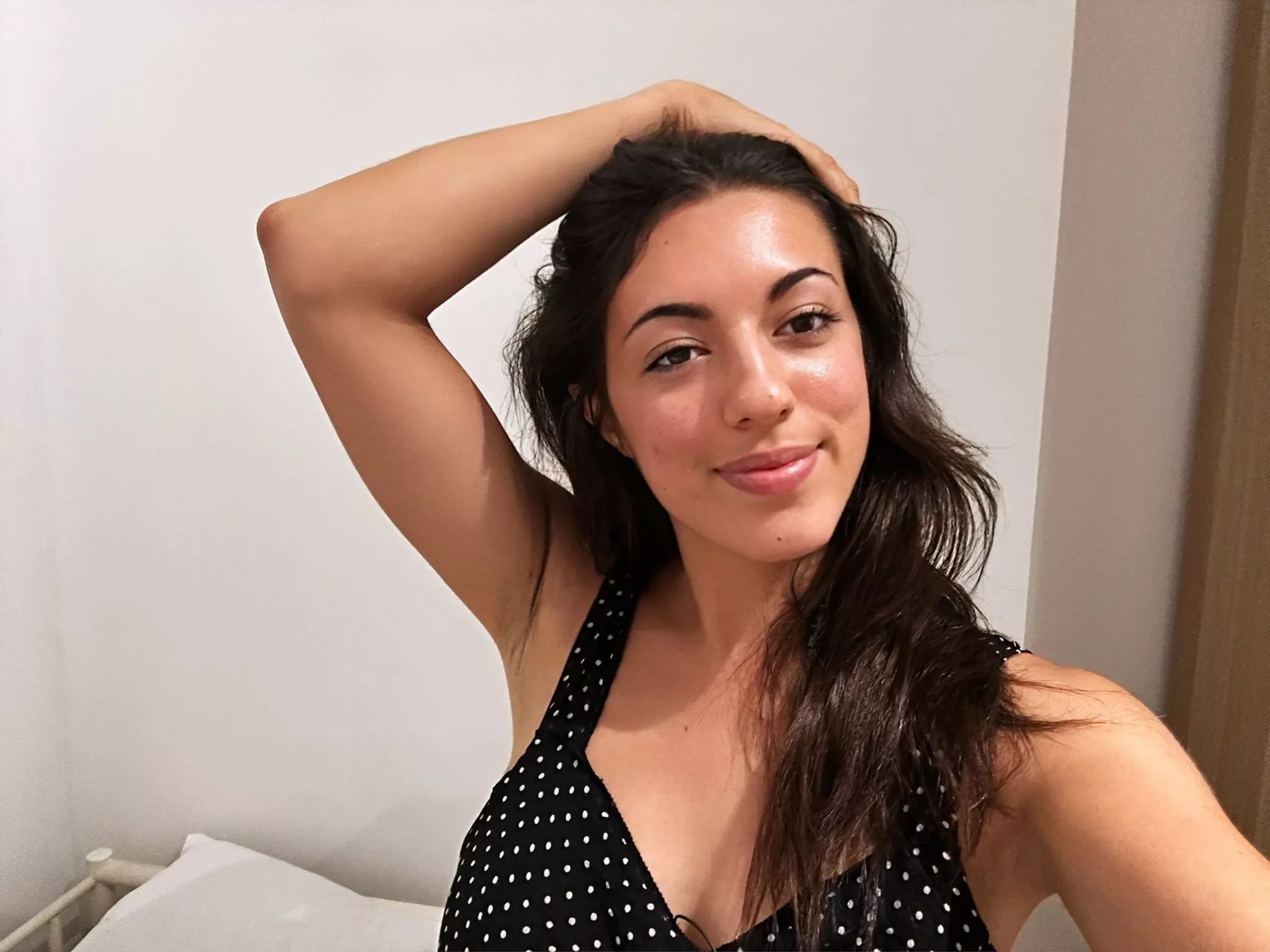 Fresh, smooth and with a good smell after a nice cold relaxing shower F19