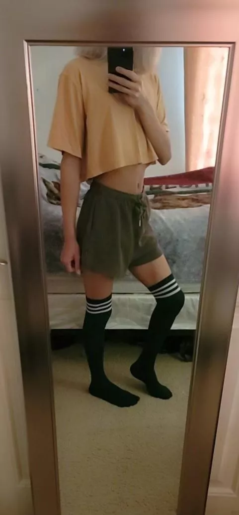 Freshly shaved feels so good 🥰