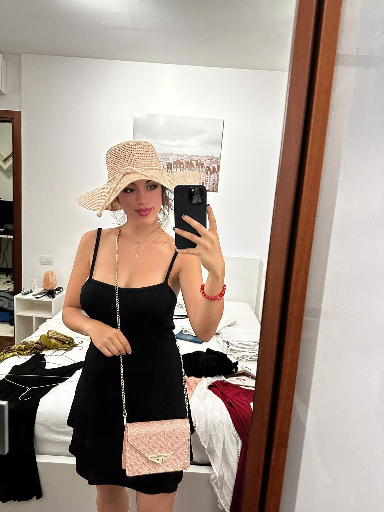 Get ready with me, even when I don't know what to wear F19 OC