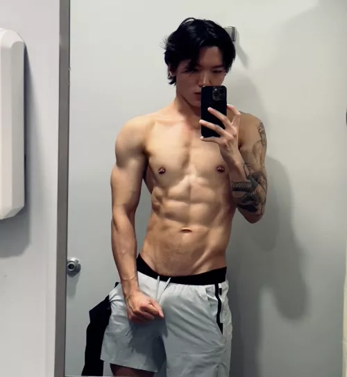 Happy sunday! My pisces gills are back 🐠